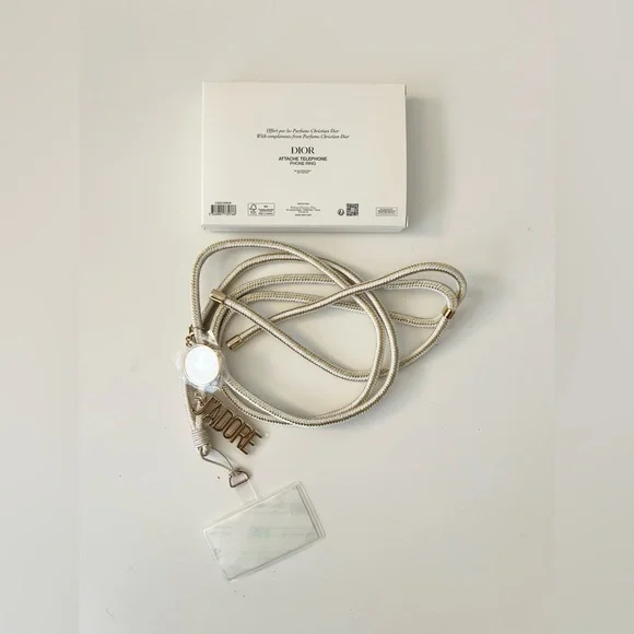 🌸DIOR J'adore Mobile Phone Ring with 2 Charms - Picture 6 of 6